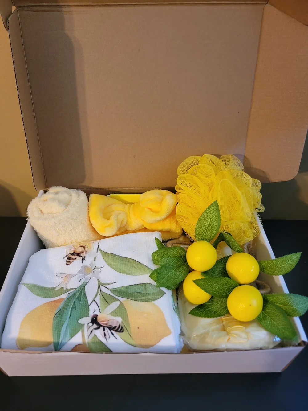 N/A bright lemon
